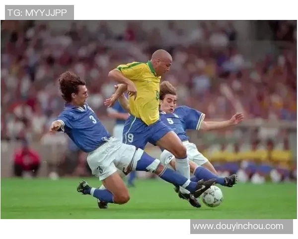 足球出来了精彩瞬间回顾与未来发展展望